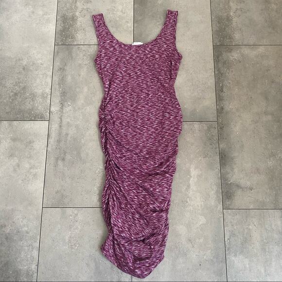 Ingrid & Isabel® Space Dye Ruched Maternity Tank Dress Berry pink purple… - Picture 4 of 7